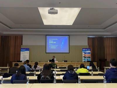 精準(zhǔn)服務(wù)暖企心，廣富林政策宣講助力上海企業(yè)技術(shù)咨詢發(fā)展